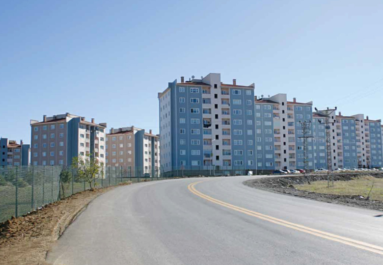 Elmadağ Toplu Konu